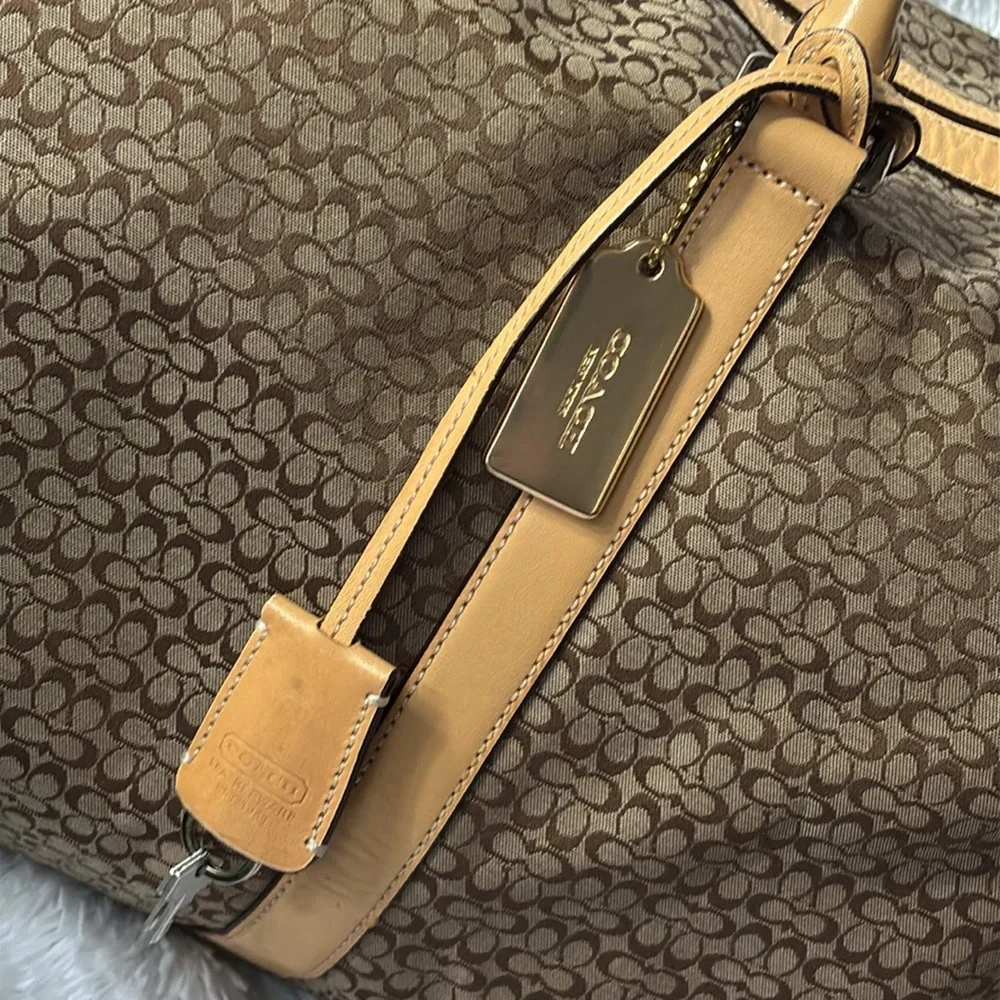 Coach Vintage Signature C Canvas & Vachetta Leather Travel Bag - Picture 6 of 16